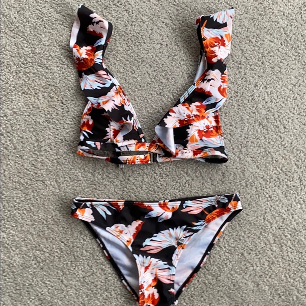 Swim suit